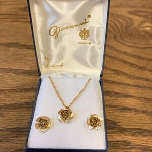 Vintage Giovanni necklace & earrings set